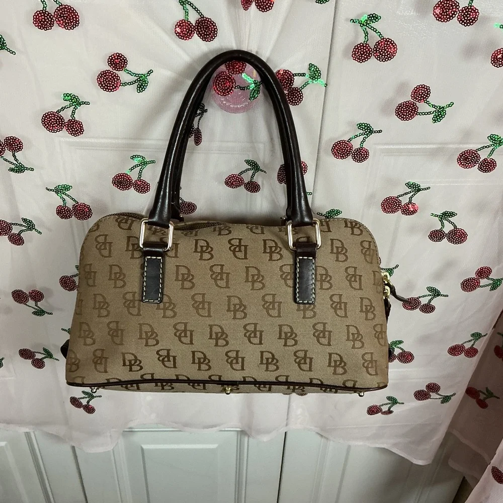 Dooney & Bourke Tan and Brown bag - Picture 5 of 8